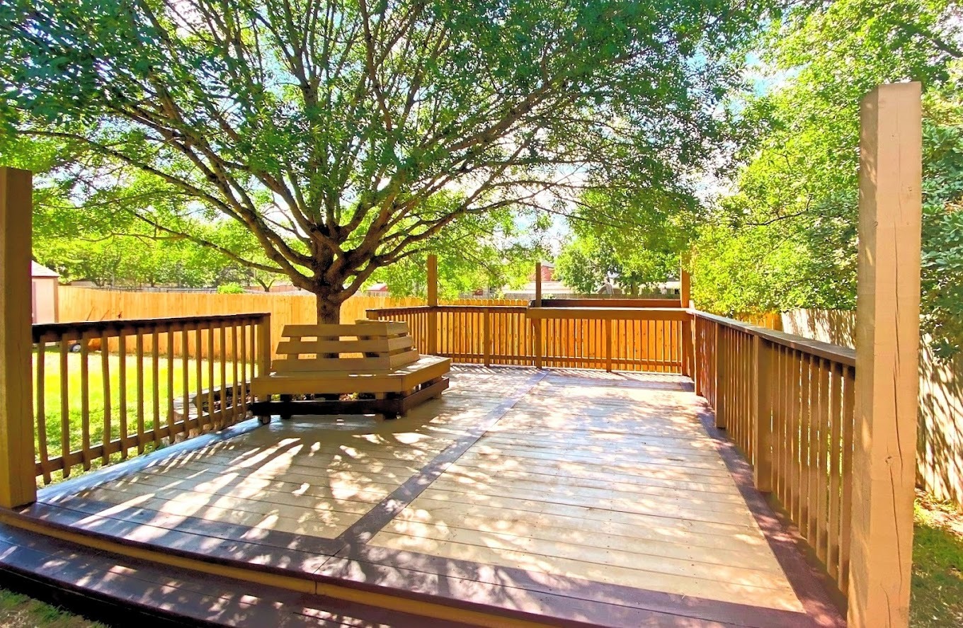 Completed fence and landscape project